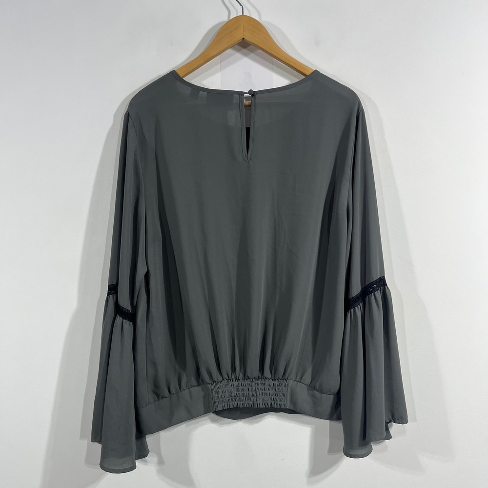 NY&Co Renfair Retro Boho Victorian Lace Pintuck Bell Sleeve Top Womens Large - Picture 3 of 10